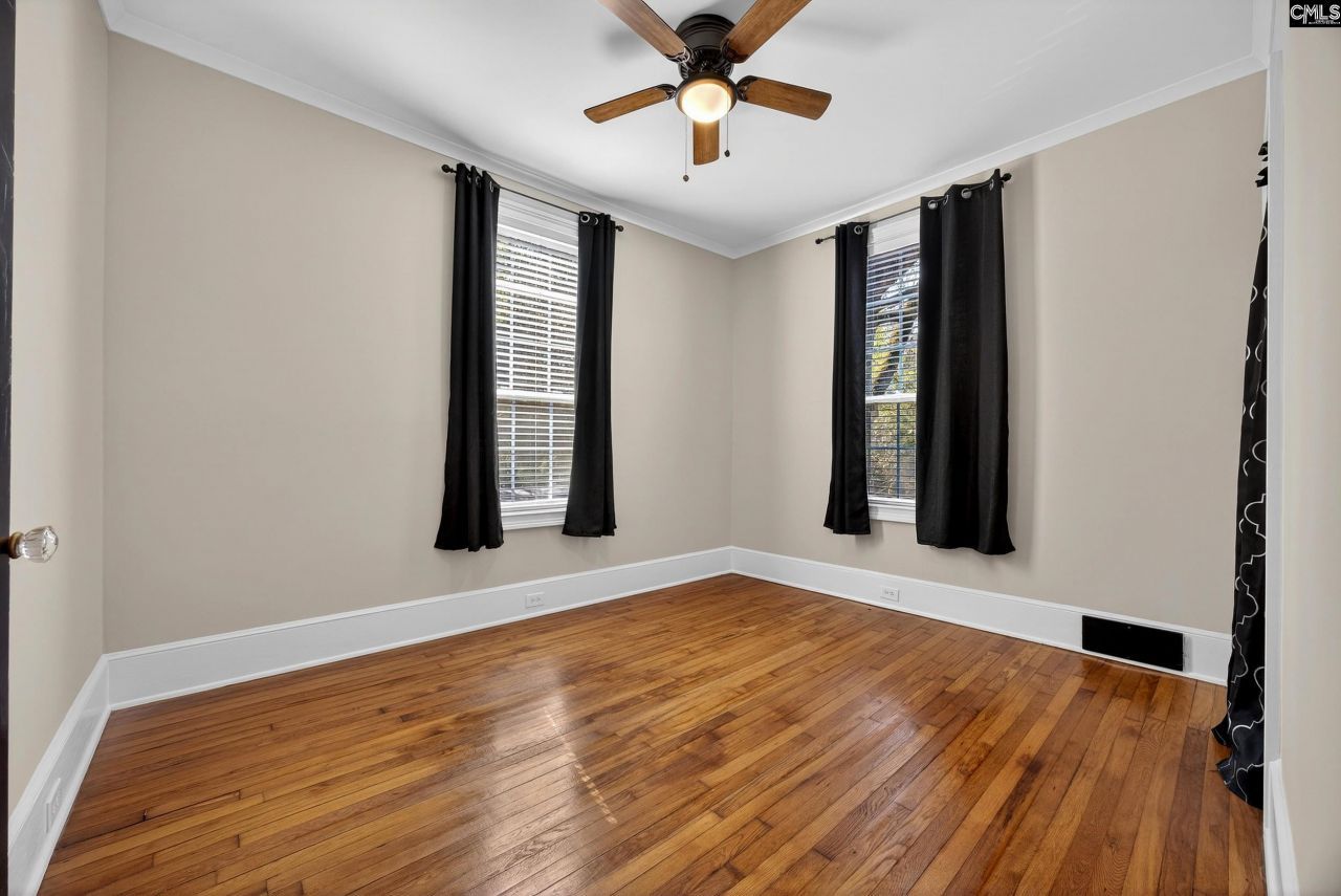 905 Sunset Drive Photo 8
