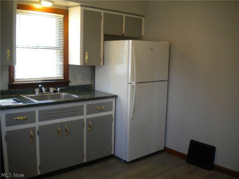 332 Lincoln Avenue, Barberton, OH 44203 Photo 3