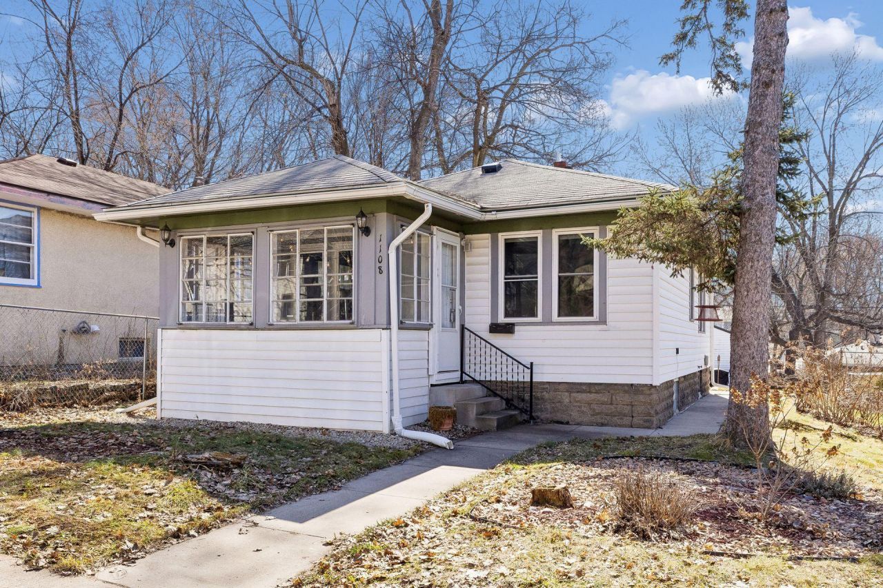 1108 6th Street E Saint Paul, MN 55106