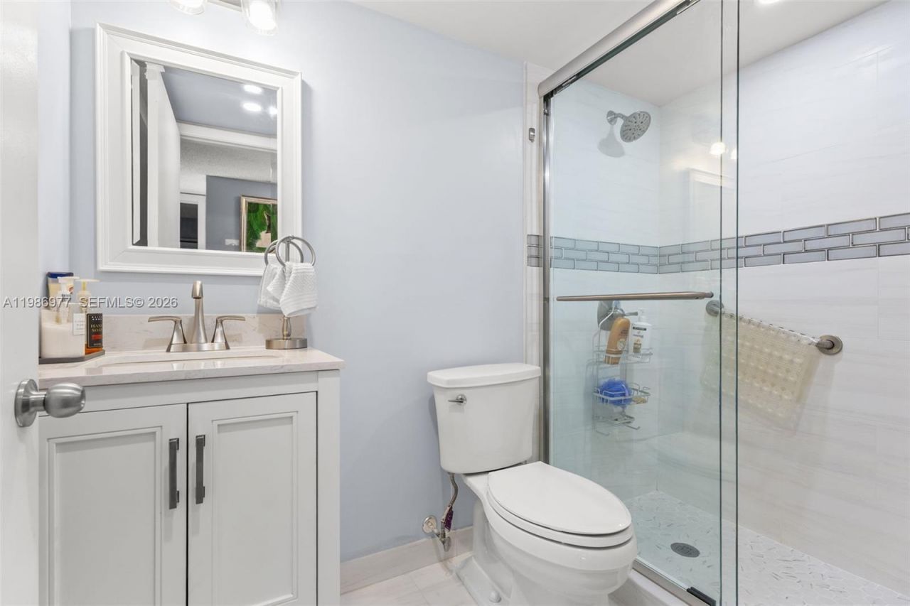 10709 W Clairmont Cir , Unit 111, Tamarac, FL 33321 Photo