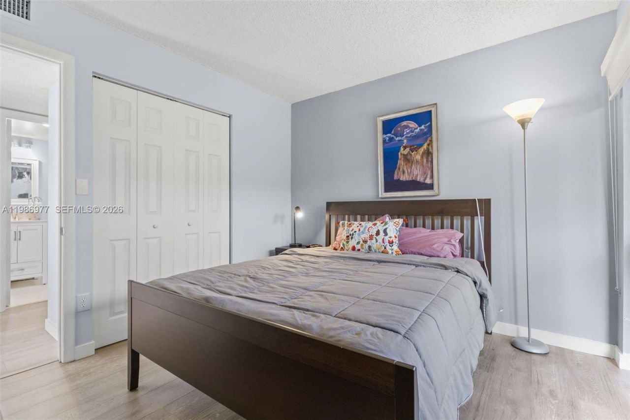 10709 W Clairmont Cir , Unit 111, Tamarac, FL 33321 Photo