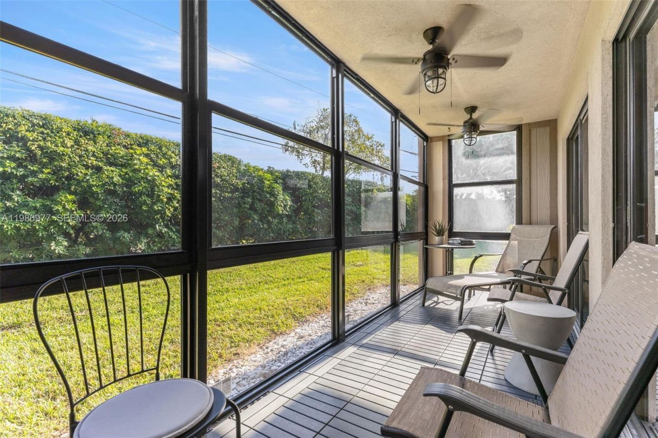 10709 W Clairmont Cir , Unit 111, Tamarac, FL 33321 Photo