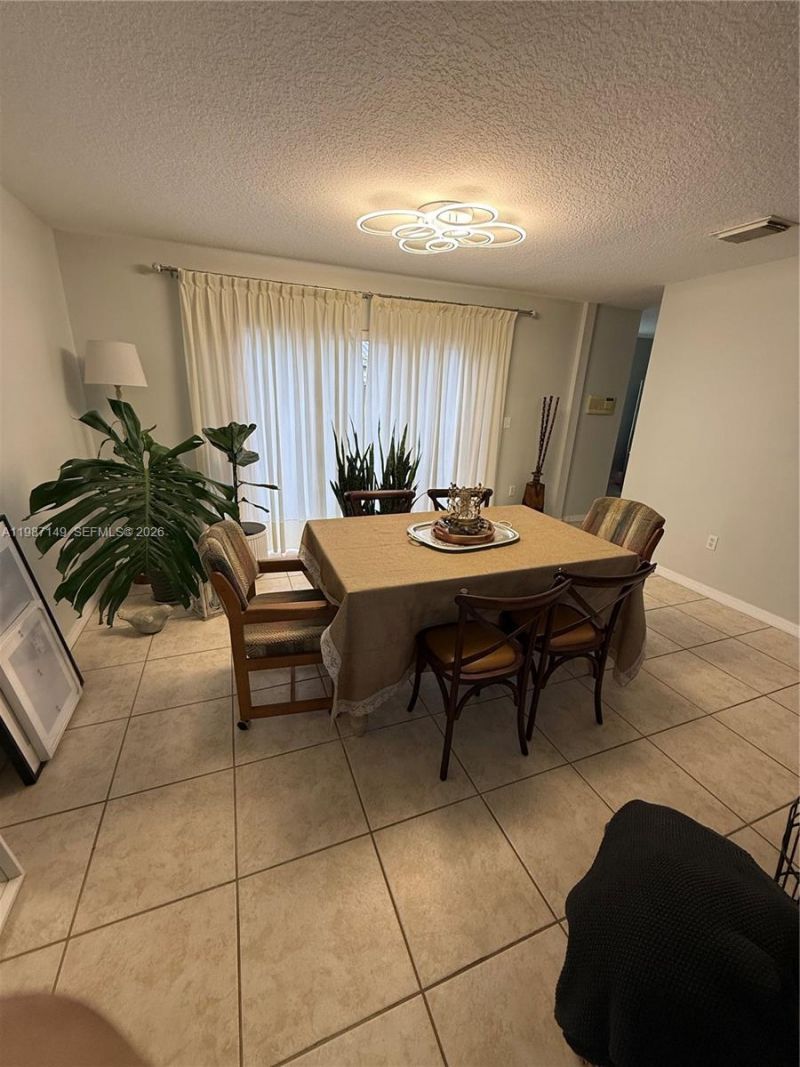 18164 SW 149th Pl , Miami, FL 33187 Photo