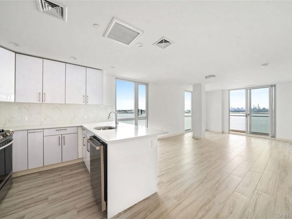 109-09 15th ave , Unit S-609, College Point, NY 11356