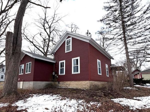 229 W Mill Street, Poynette, WI 53955