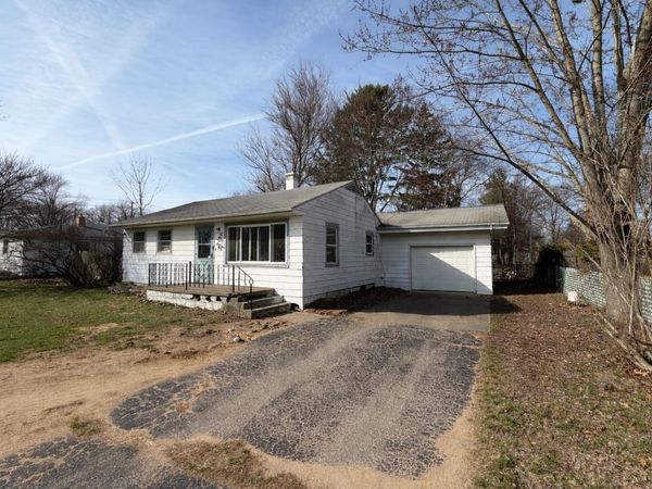 132 Lilac Street, Paw Paw, MI 49079
