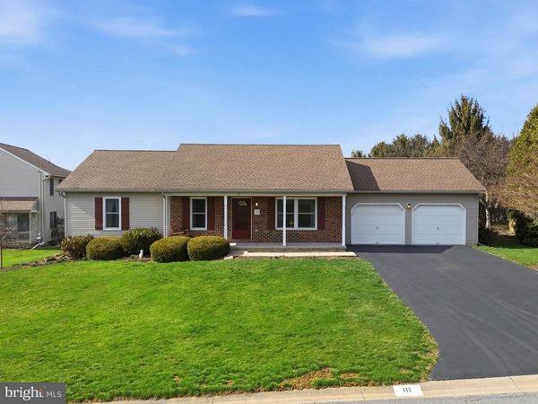 111 FARMINGDALE LANE, MARIETTA, PA 17547