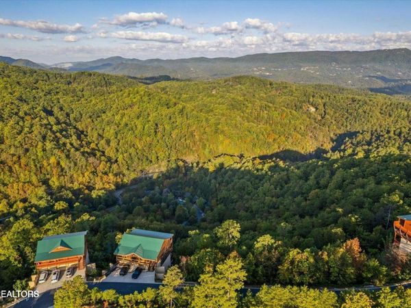 Mountain Ridge Way , Sevierville, TN 37862