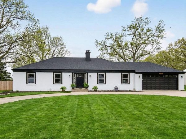 26842 Pleasant Place, Elkhart, IN 46514
