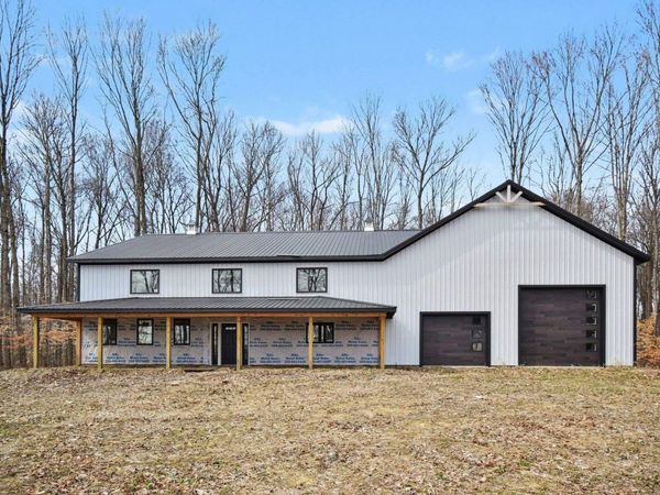 25280 Quinn Road, North Liberty, IN 46554