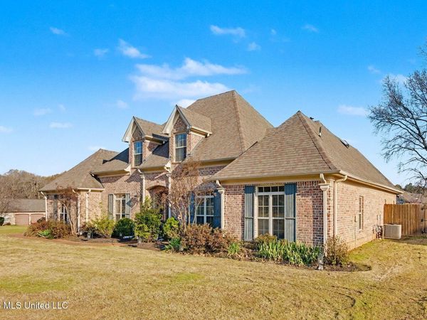 2964 Vanguard Drive, Hernando, MS 38632