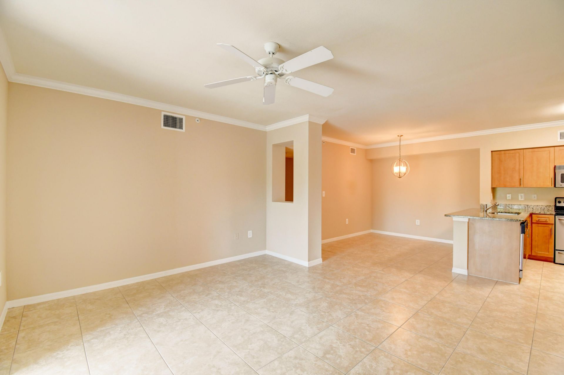 6505 Emerald Dunes Drive, Unit 201, West Palm Beach, FL 33411 Photo