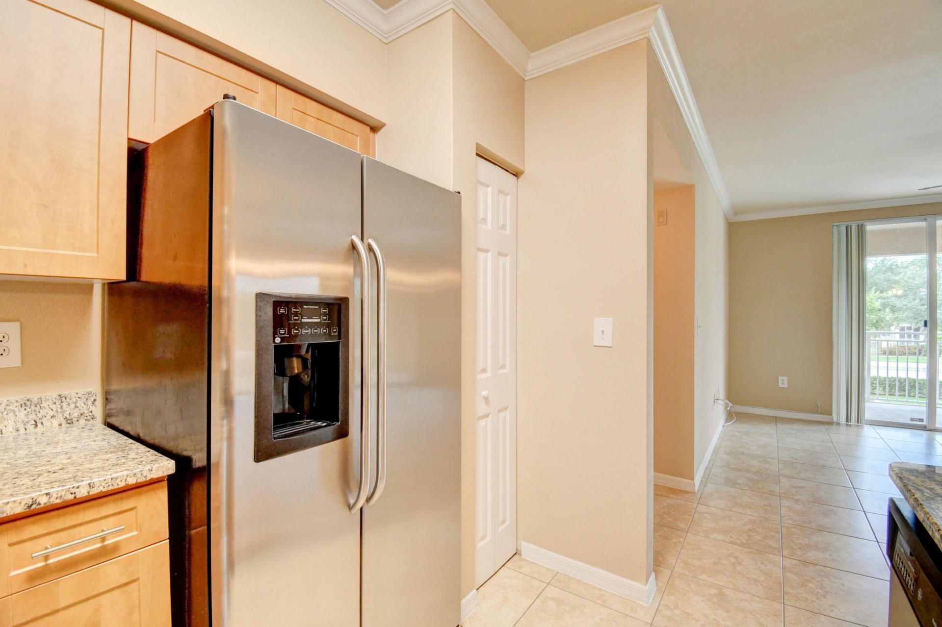 6505 Emerald Dunes Drive, Unit 201, West Palm Beach, FL 33411 Photo