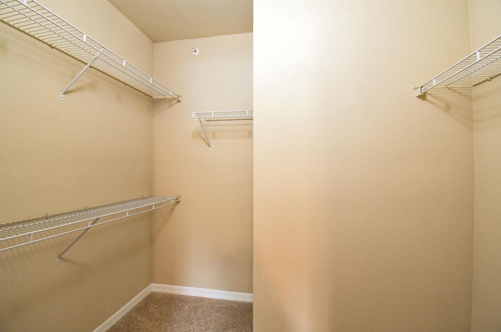 6505 Emerald Dunes Drive, Unit 201, West Palm Beach, FL 33411 Photo