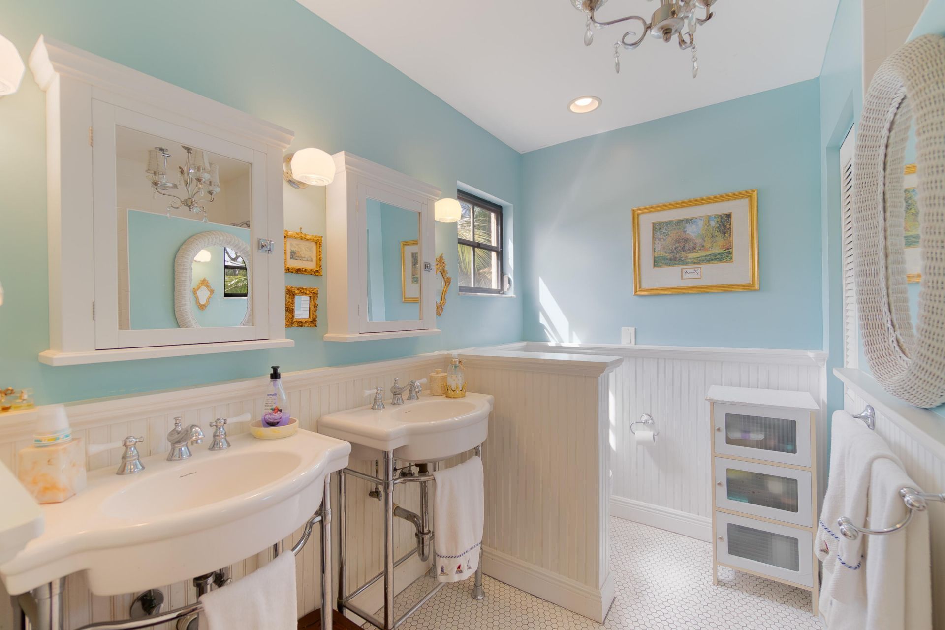 1827 N Palmway, Lake Worth Beach, FL 33460 Photo