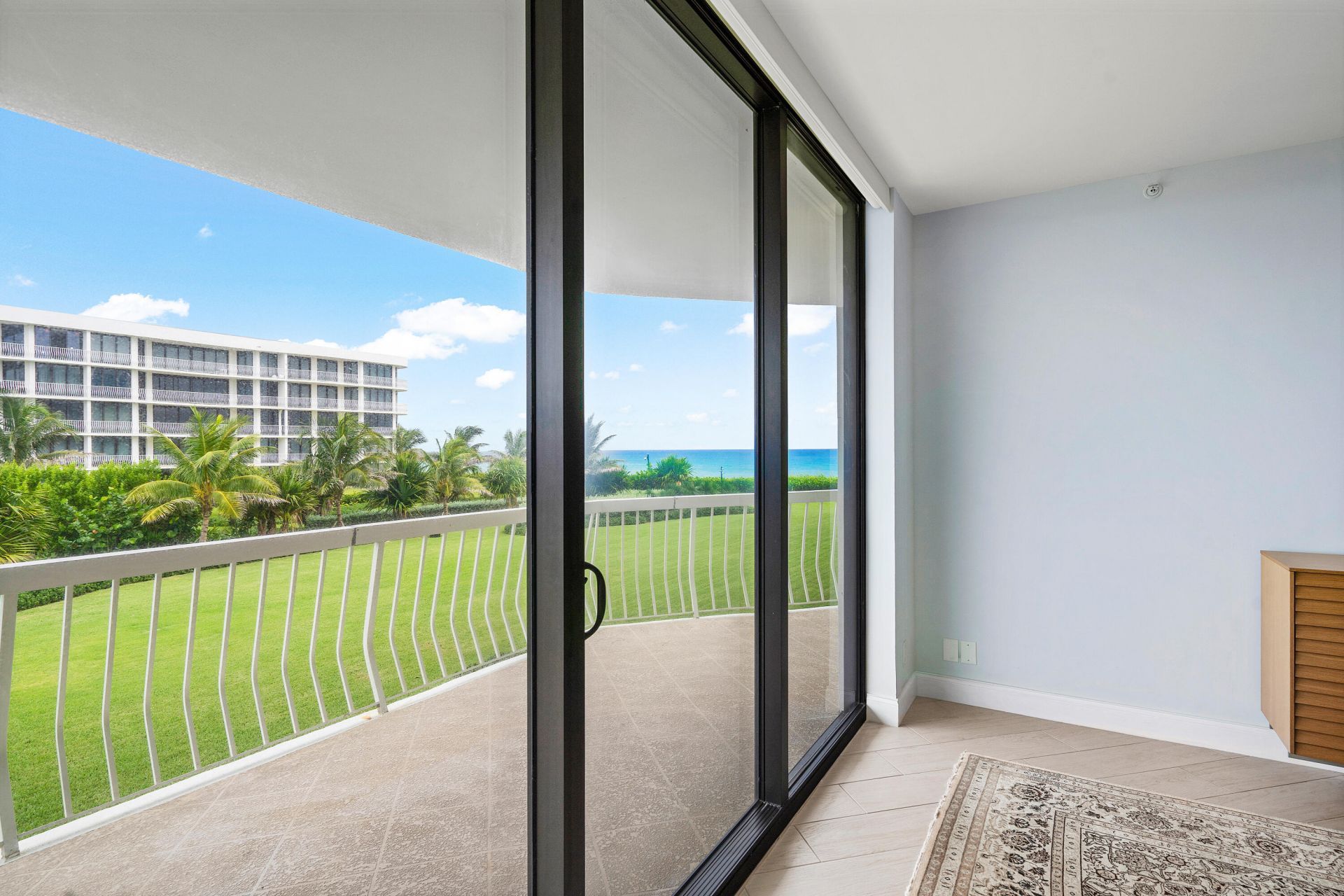 2100 S Ocean Boulevard, Unit 204 N, Palm Beach, FL 33480 Photo