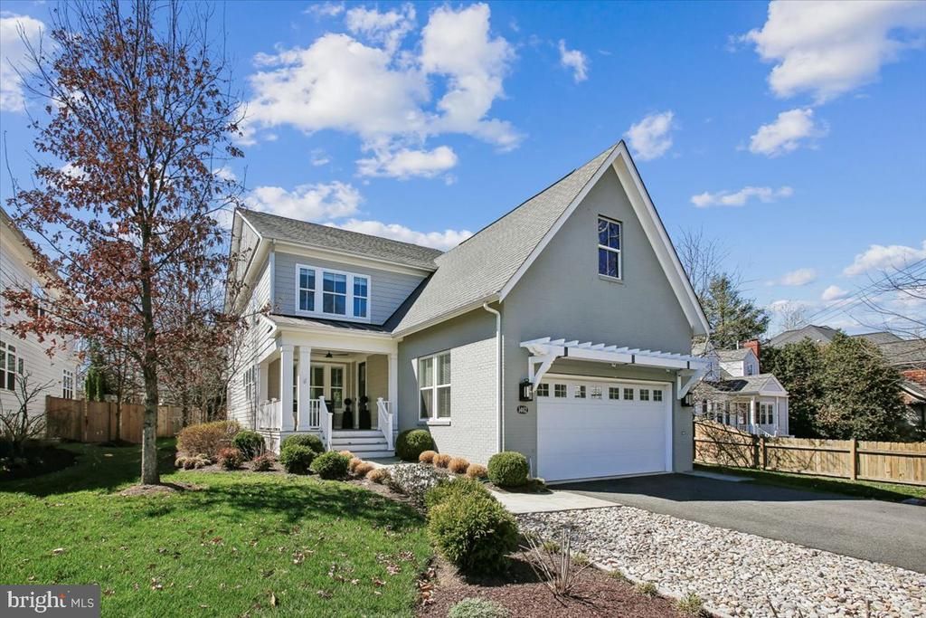 1462 Spring Vale Avenue, McLean, VA 22101 Main Photo