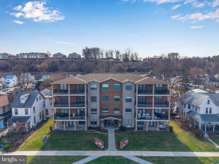 10 N Front Street, Unit 201, Wormleysburg, PA 17043 Main Photo