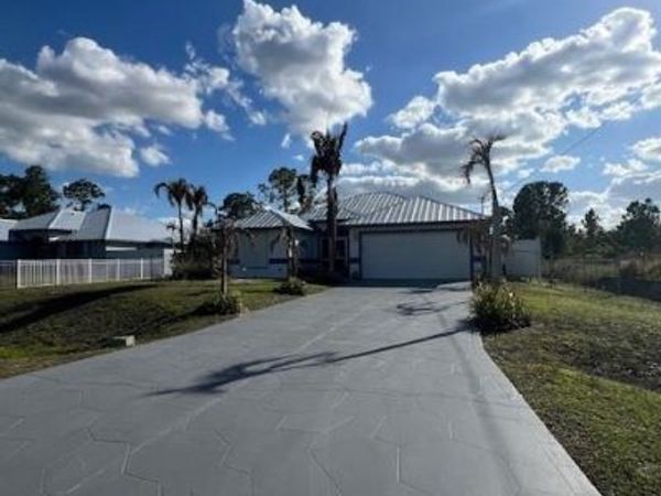 360 Eisenhower BLVD, LEHIGH ACRES, FL 33974