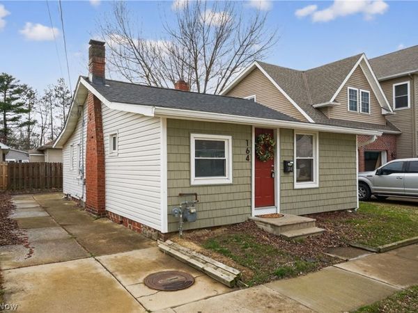 164 E 317th Street , Willowick, OH 44095