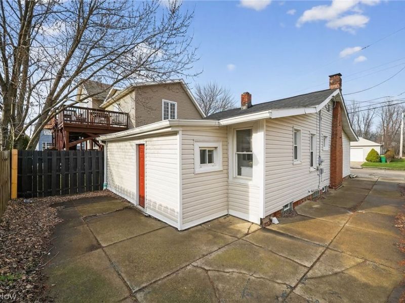 164 E 317th Street, Willowick, OH 44095 Photo 22