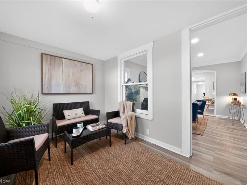 164 E 317th Street, Willowick, OH 44095 Photo 3