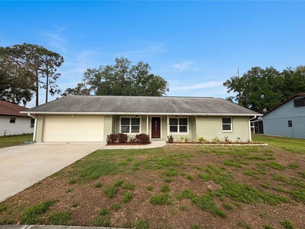 1415 SANDALWOOD DRIVE , PLANT CITY, FL 33563
