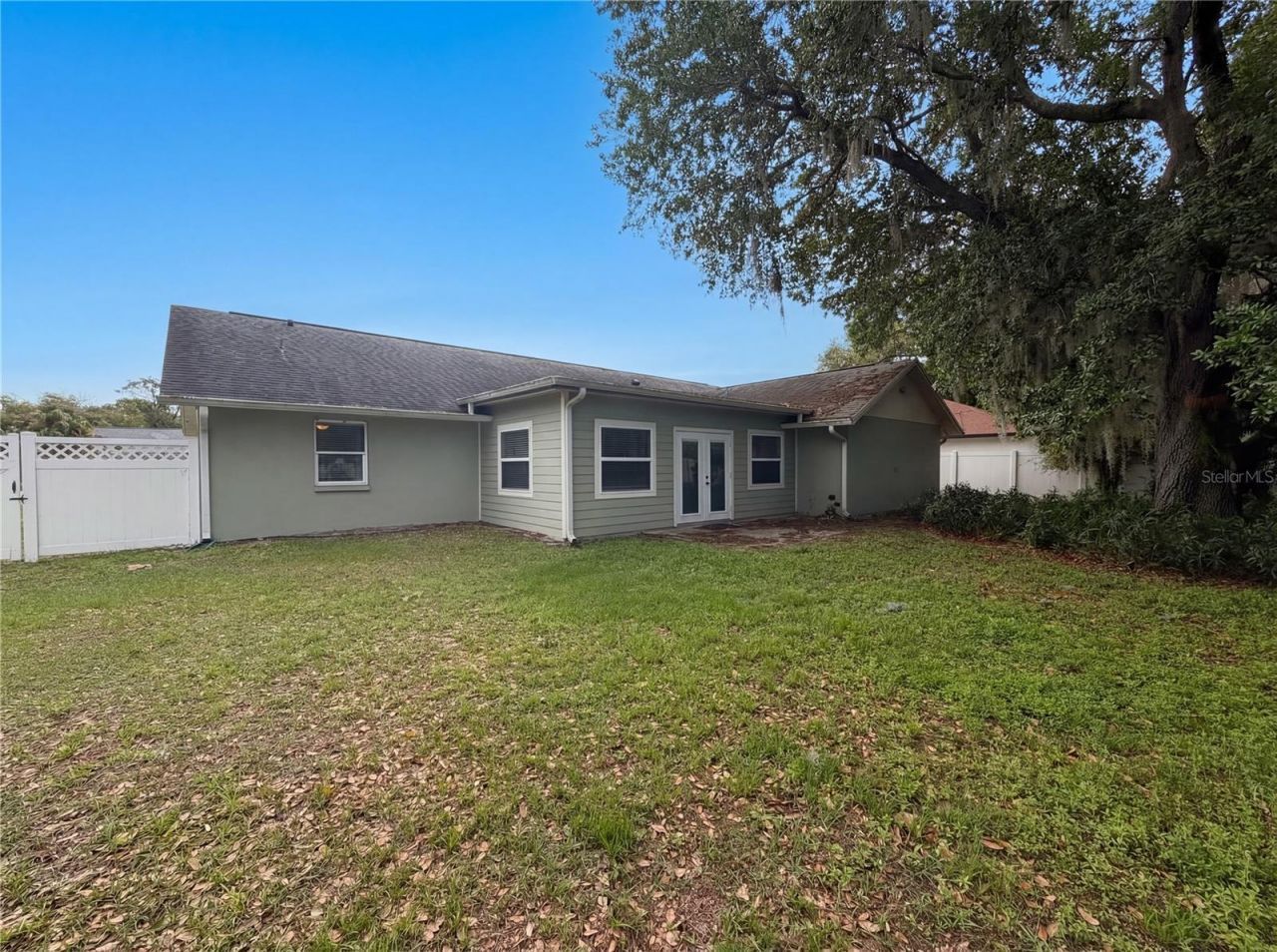 1415 Sandalwood Drive , Plant City, FL 33563 Photo