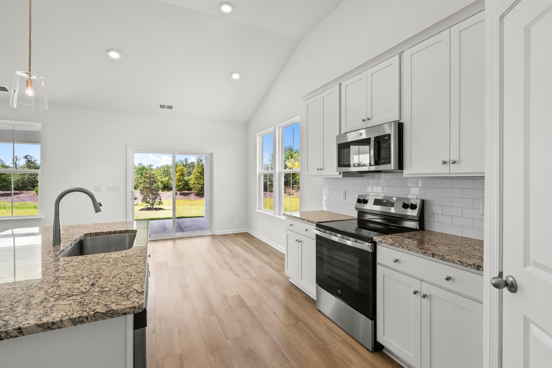 259 Letha Dr Photo 17