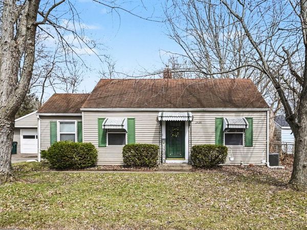 2820 Reo Road, Lansing, MI 48911