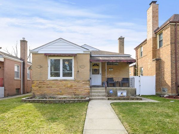 5622 N Kenneth Avenue , Chicago, IL 60646