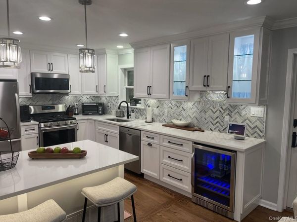 14 Lackawanna Trail, Suffern, NY 10901