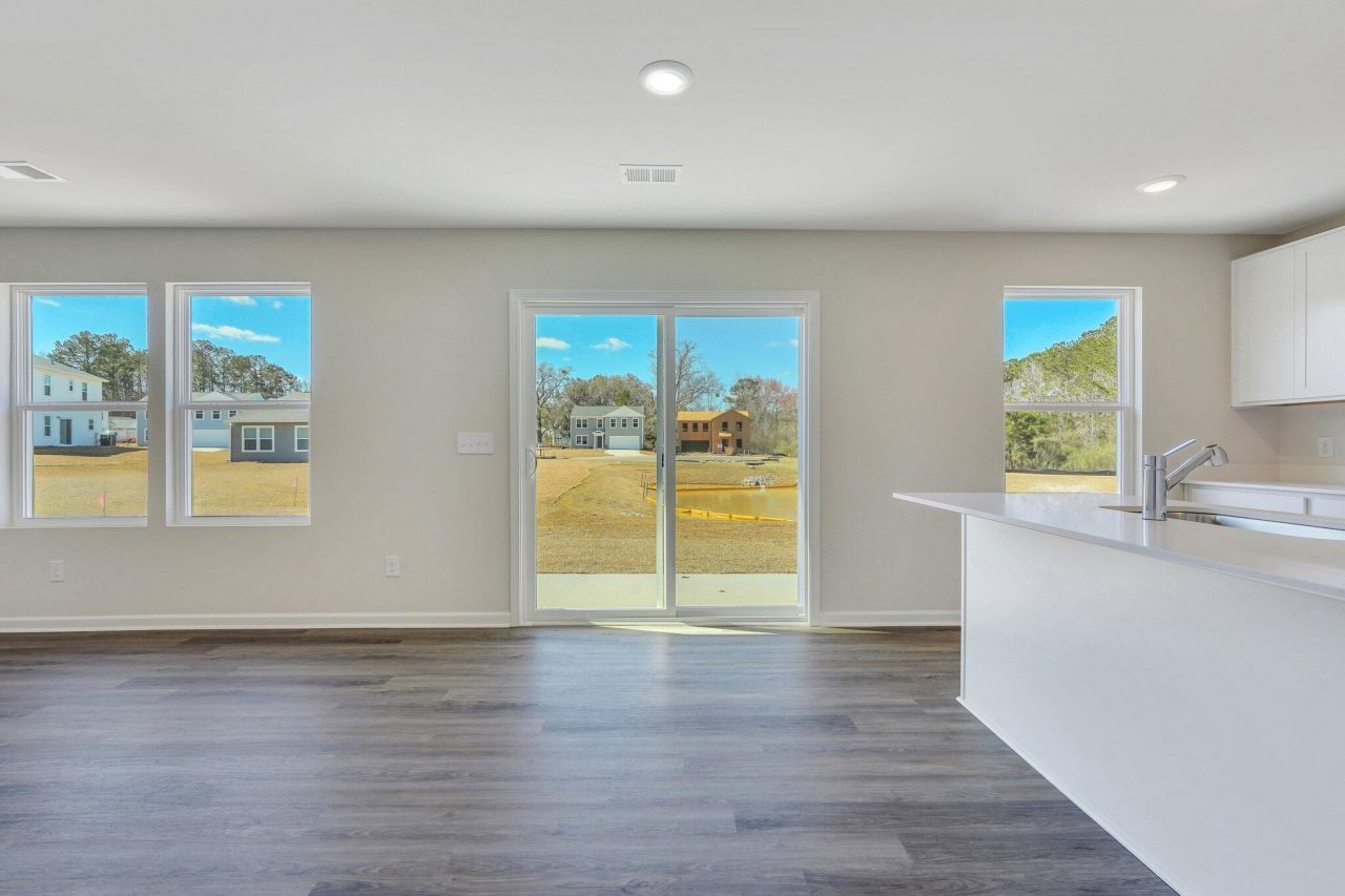 7006 Windham Way Photo 13