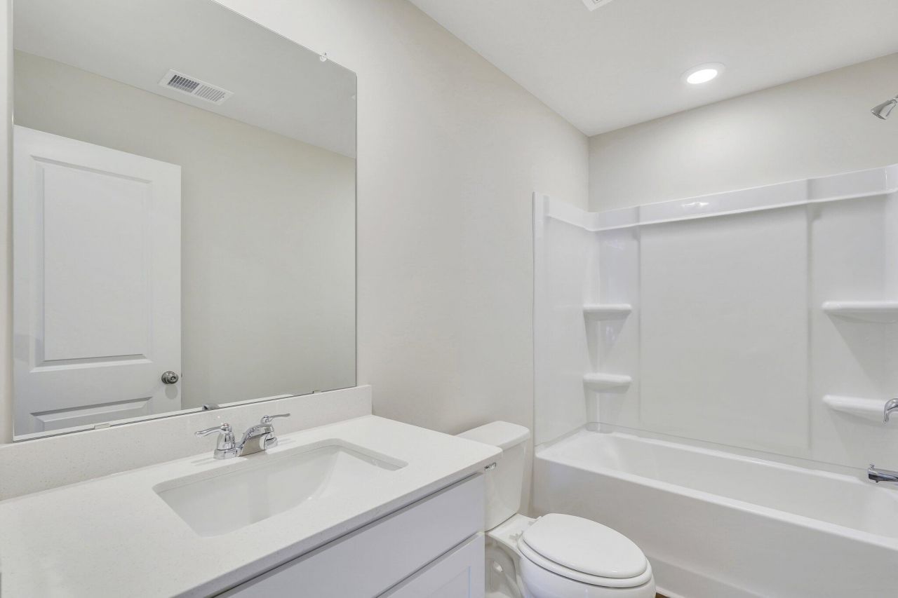 7006 Windham Way Photo 30