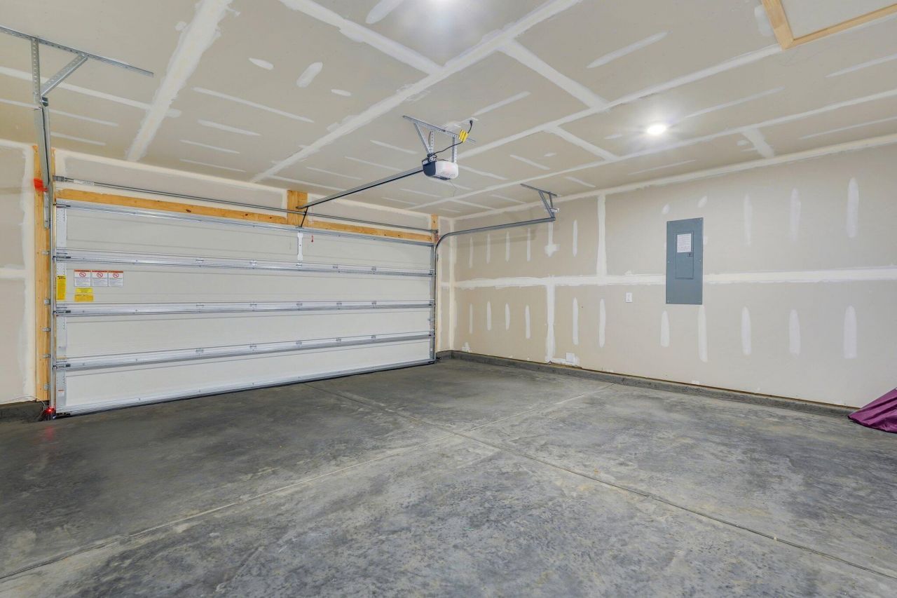 7006 Windham Way Photo 36