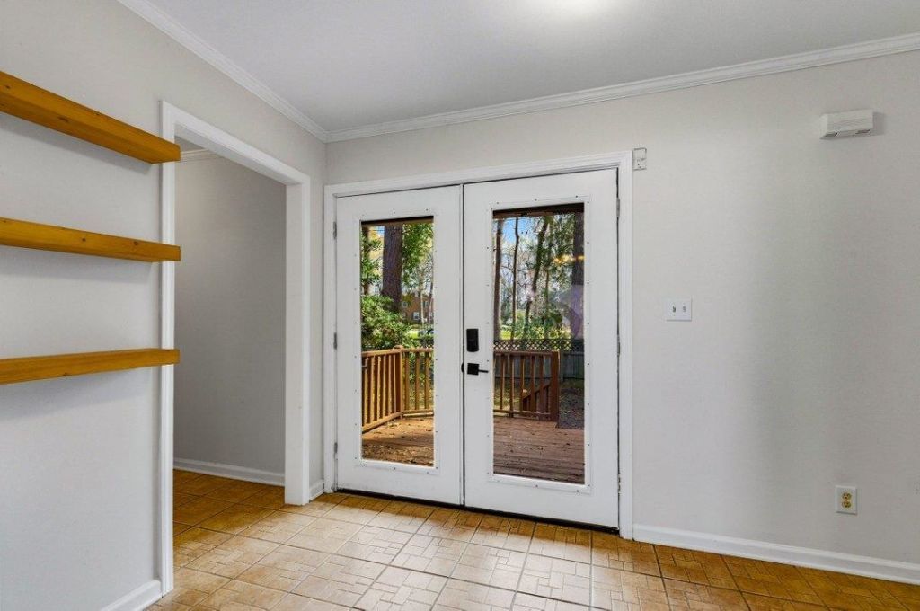 1508 Elm St. Photo 14