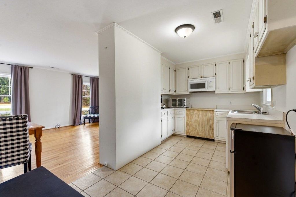 1508 Elm St. Photo 18