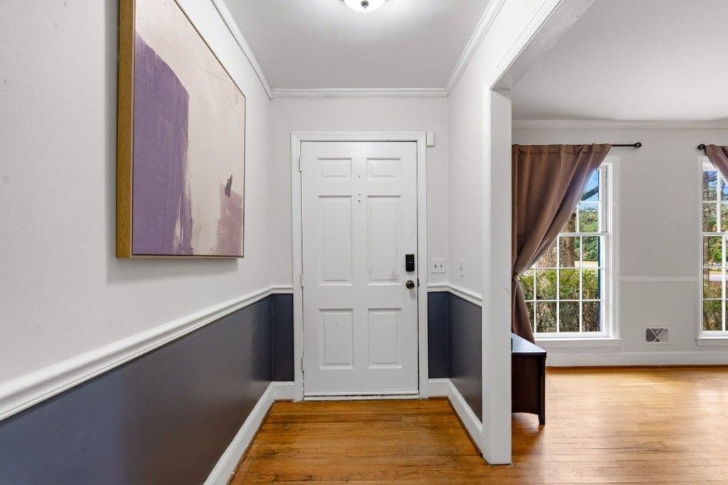 1508 Elm St. Photo 2