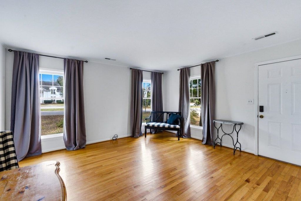 1508 Elm St. Photo 20