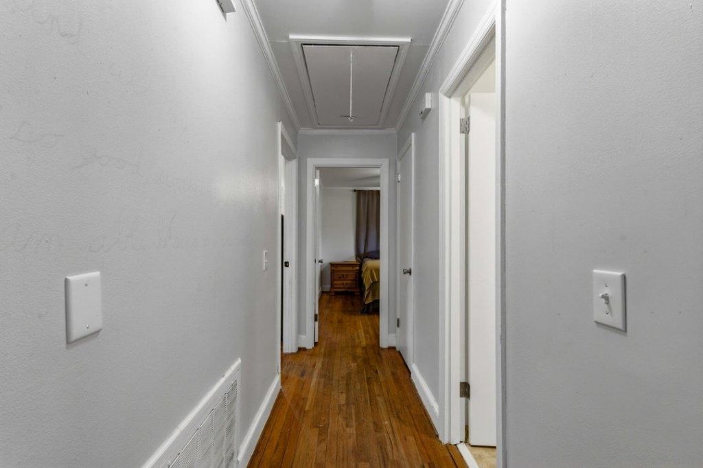 1508 Elm St. Photo 25