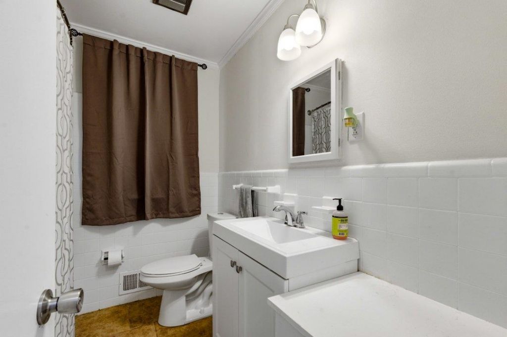 1508 Elm St. Photo 26