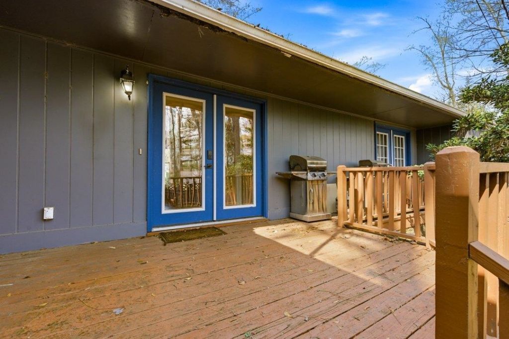 1508 Elm St. Photo 31