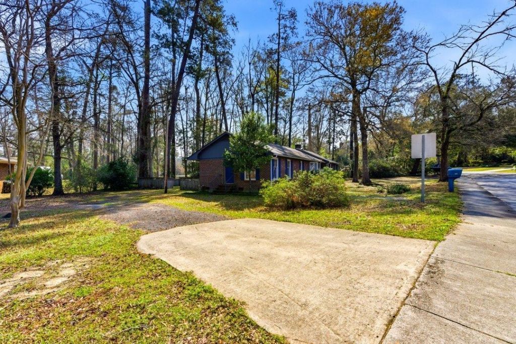 1508 Elm St. Photo 37