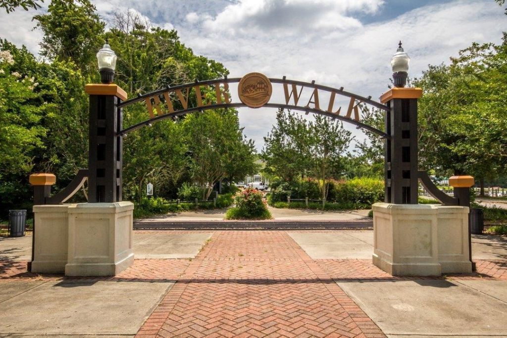 1508 Elm St. Photo 39