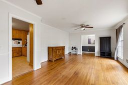 1508 Elm St. photo 4