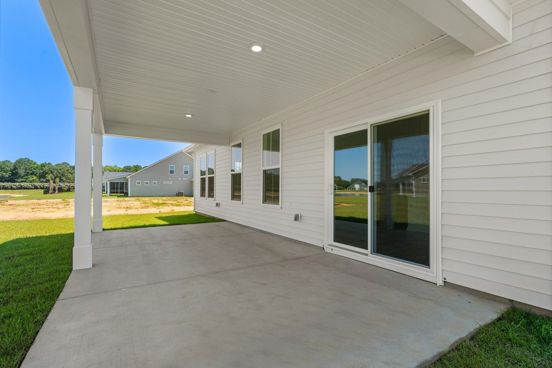 431 Joseph St Photo 25