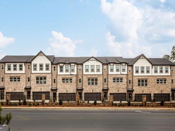 366 Sunset Hollow Street, Unit 09, Sugar Hill, GA 30518