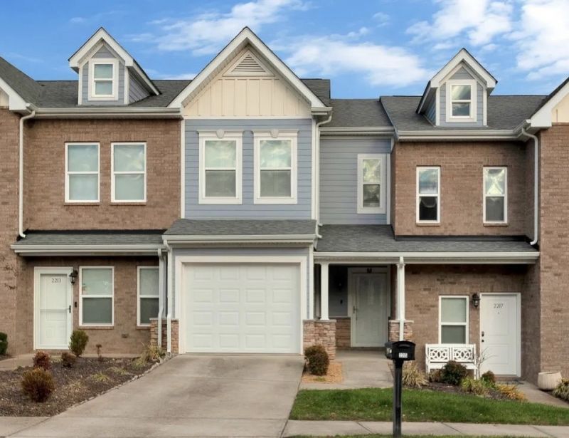 2215 Drone Way, Columbia, TN 38401 Main Photo