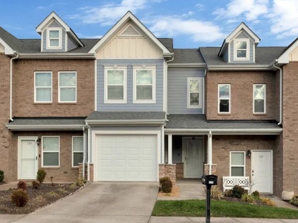 2215 Drone Way, Columbia, TN 38401