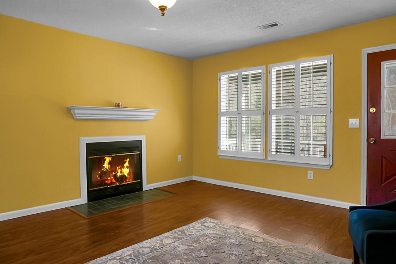 415 & 420 Huwel Drive Photo 8